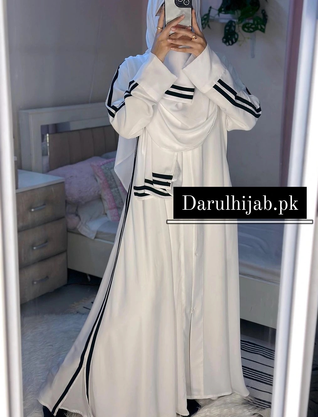 White Haya Abaya