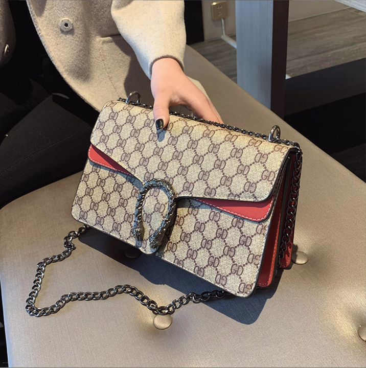 GUCCI Dionysus Bag (Red)