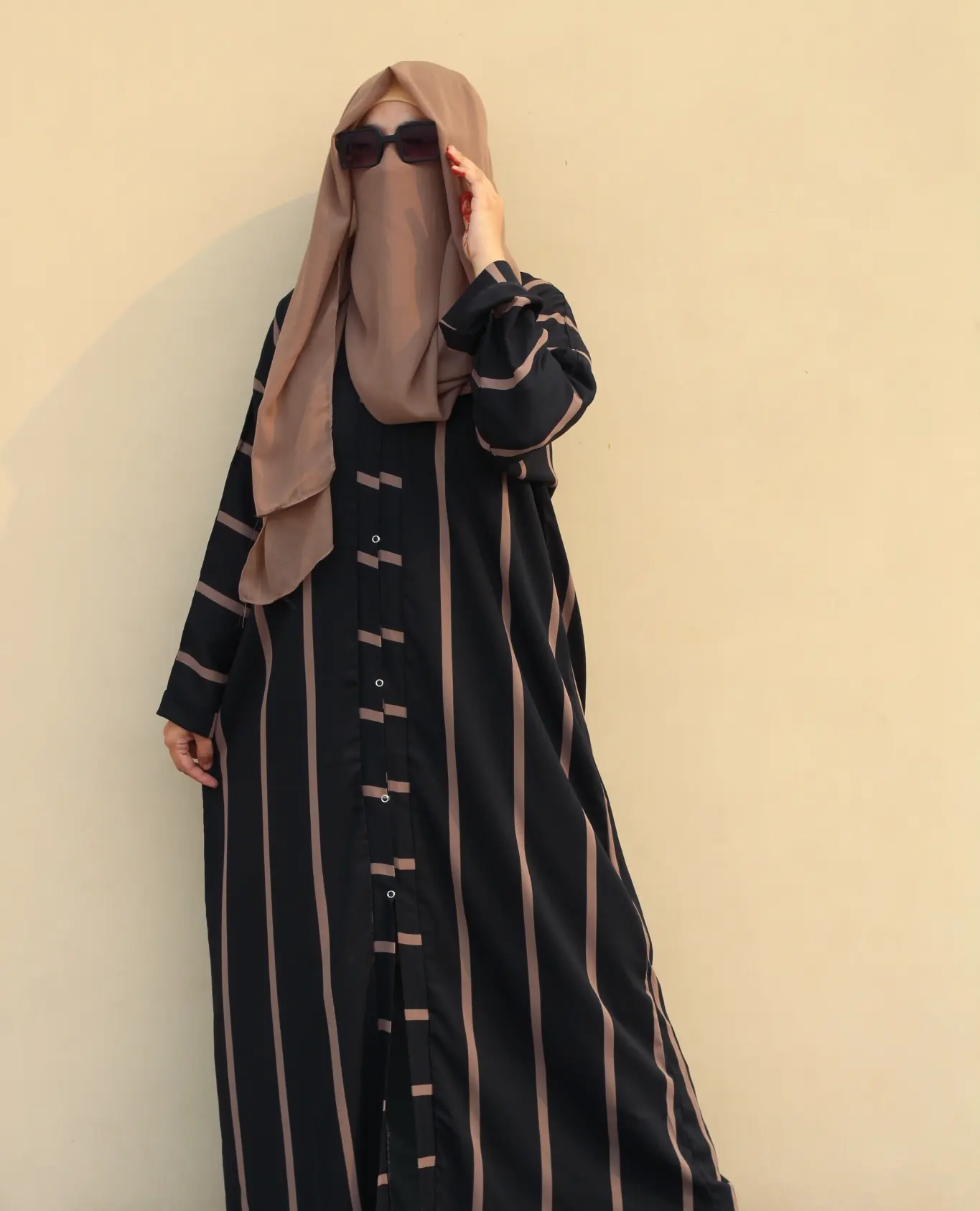 Black Stripes Abaya