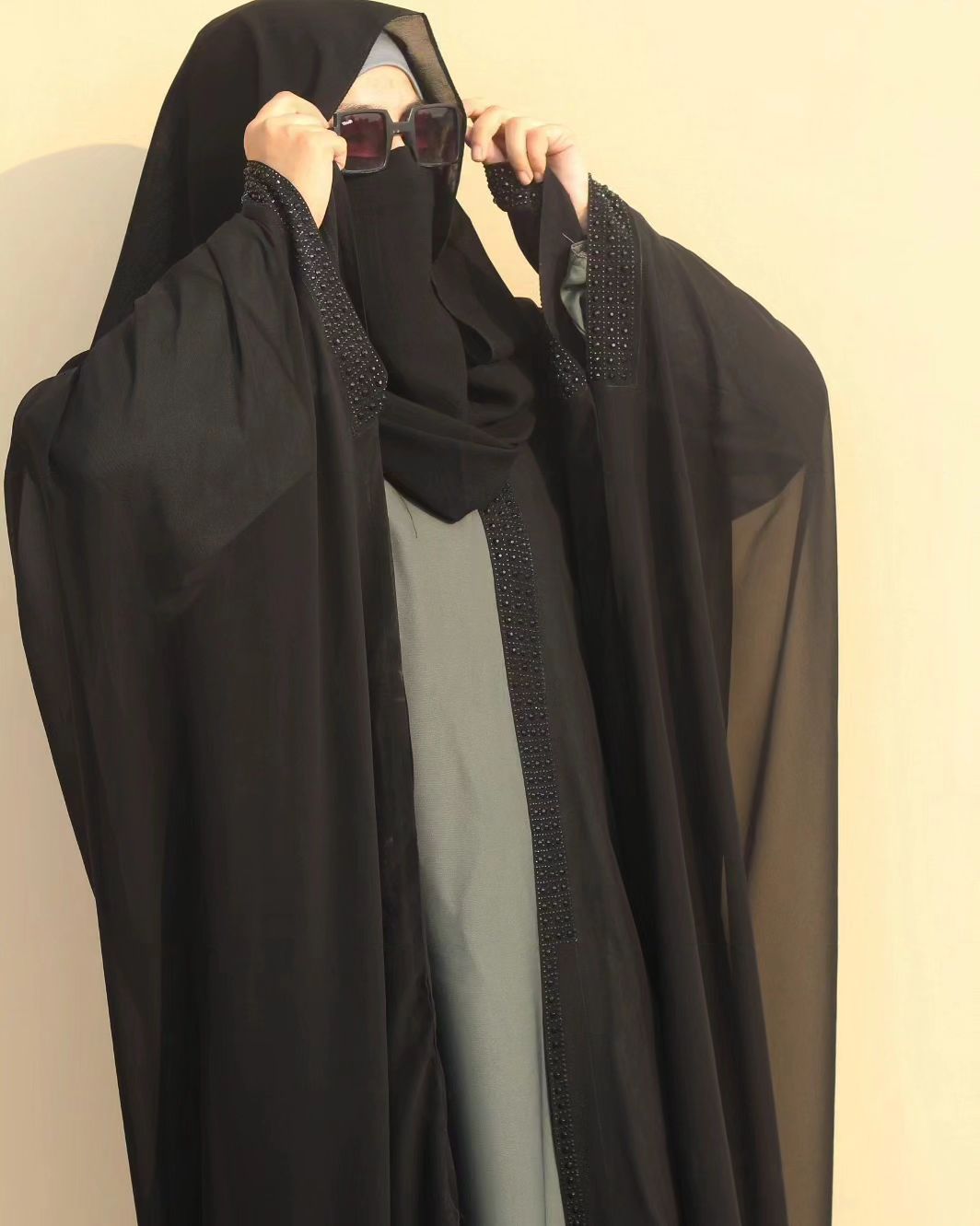 Haleema Cutwork Abaya