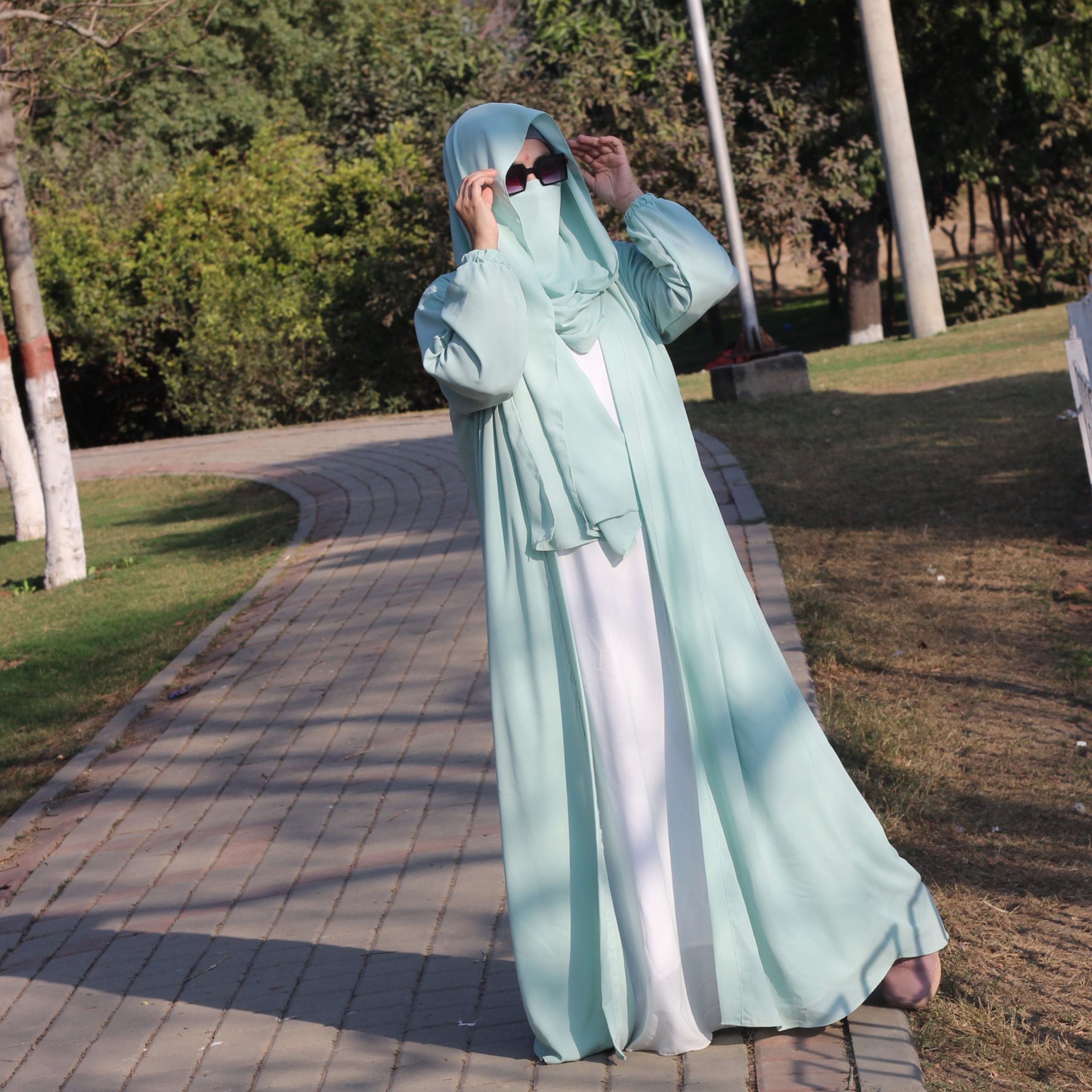 B612_20250207_182103_109