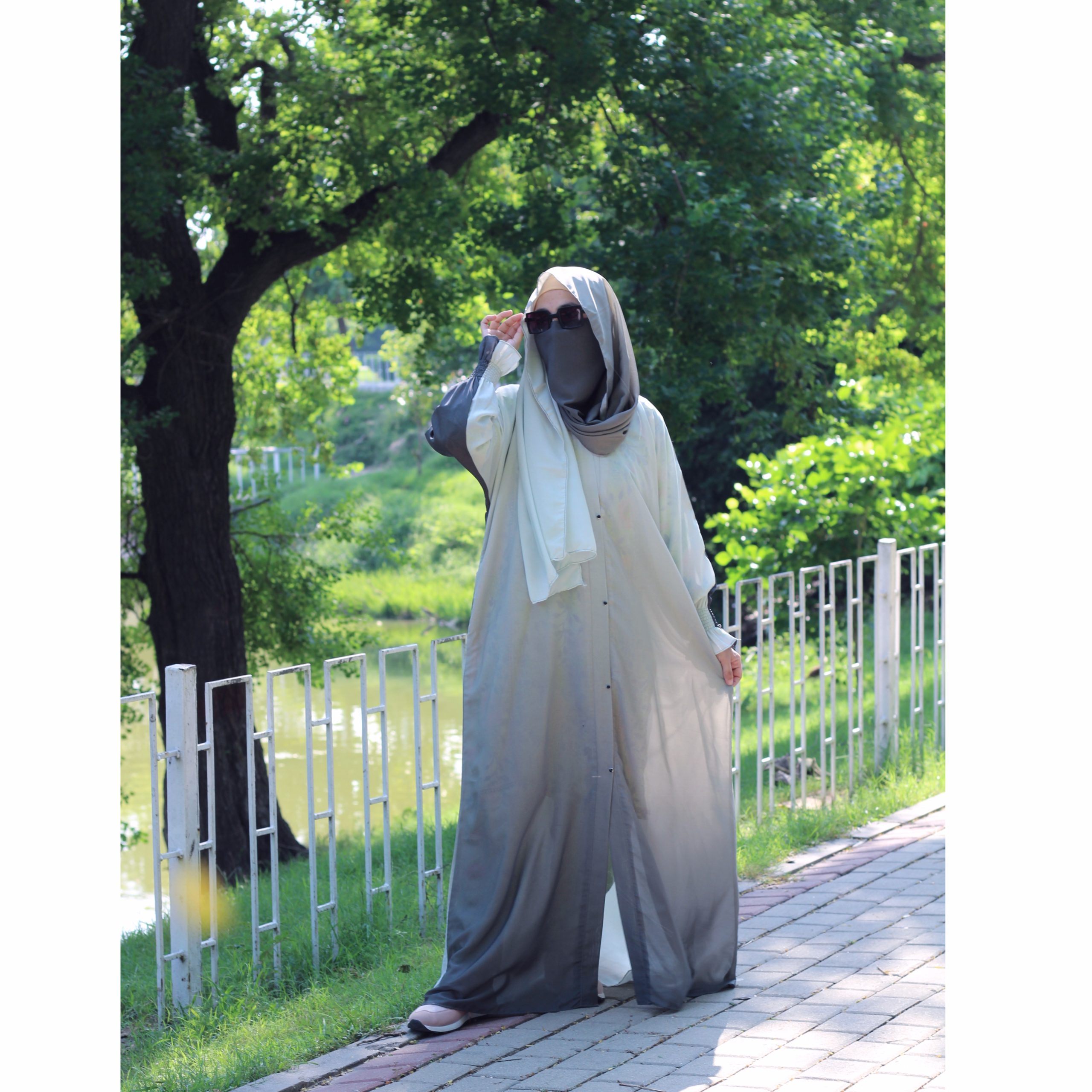 B612_20250910_231726_023