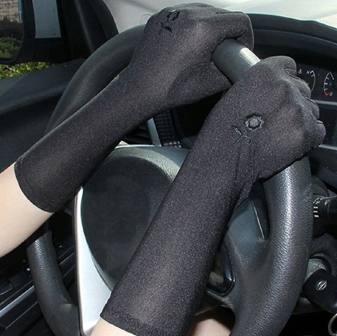 Black Stylish Gloves